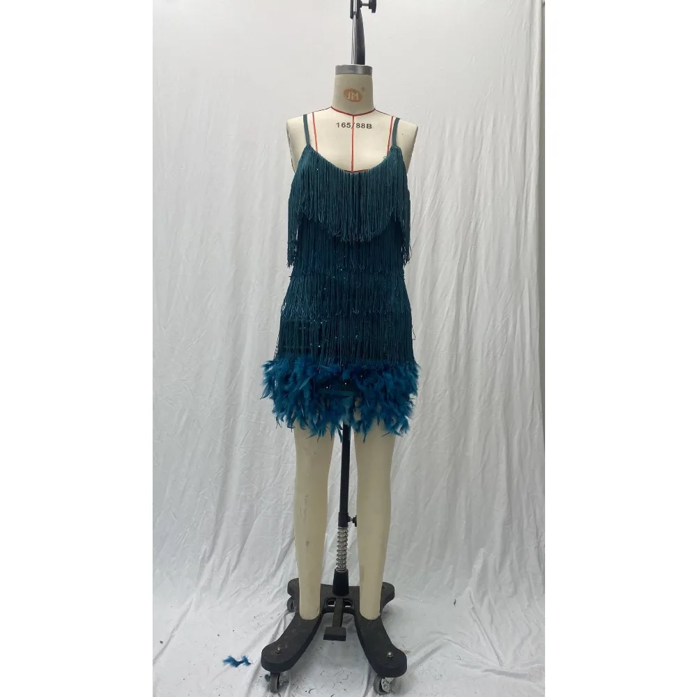 Abito latino per donna Abbigliamento Party Night Club Streetwear Spettacolo teatrale Abbigliamento da ballo Abiti eleganti alla moda Nappa con paillettes Elegante