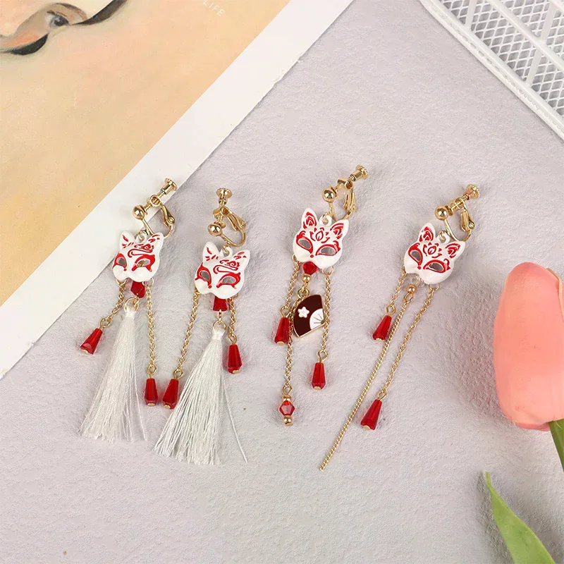 Vintage Fox Mask Earrings For Women Mythological Animals Shaped Jewelry Fan Shaped Pendant Tassel Ear Clip Gifts