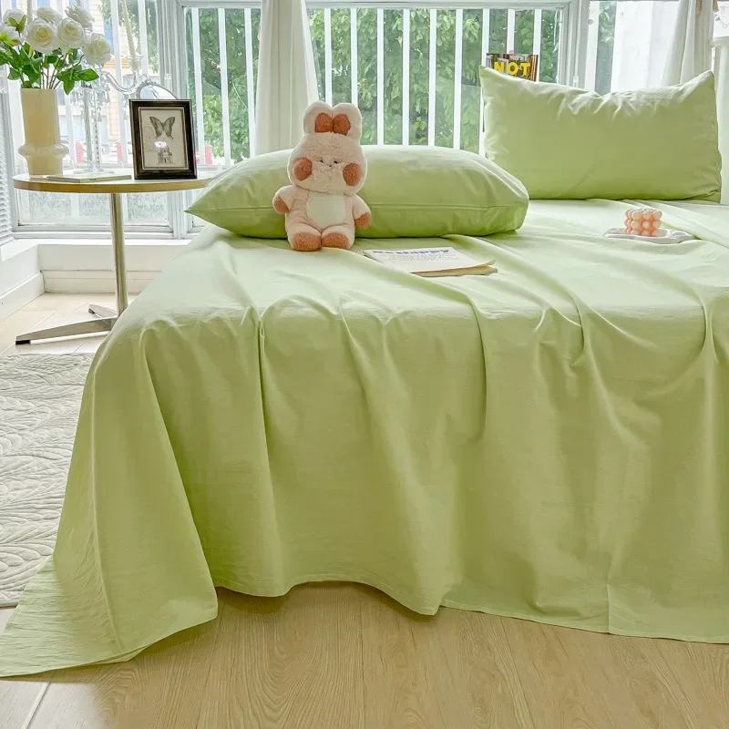 

3 - Piece Solid - Color Bedding Set: Sheets, Pillowcase,Ideal for Spring Home Decor Trendy Spring Bedding Choice