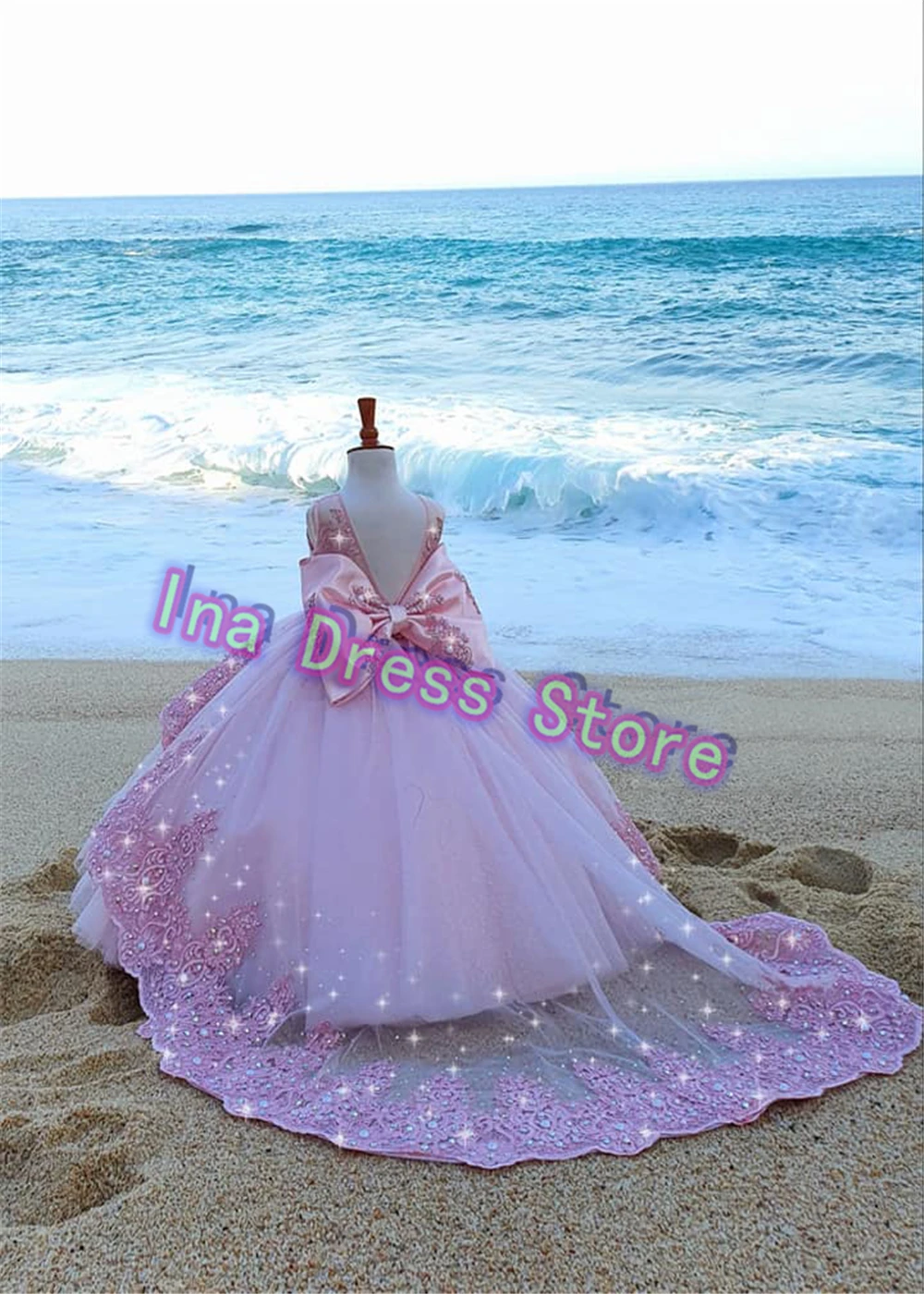 Luxury Flower Girl Dress Pink Tulle Fluffy Quality Applique With Long Trailing Big Bow Little Girls Birthday Party Evening Gowns