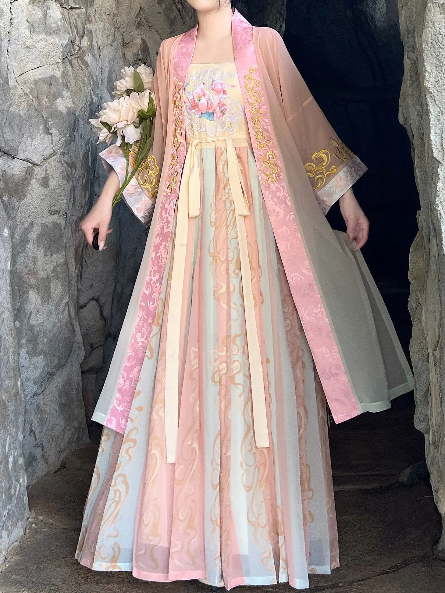 Original authentic Chinese style gradient Song Dynasty Hanfu, 2-piece Hanfu set, jacket and skirt, print and embroidery combined