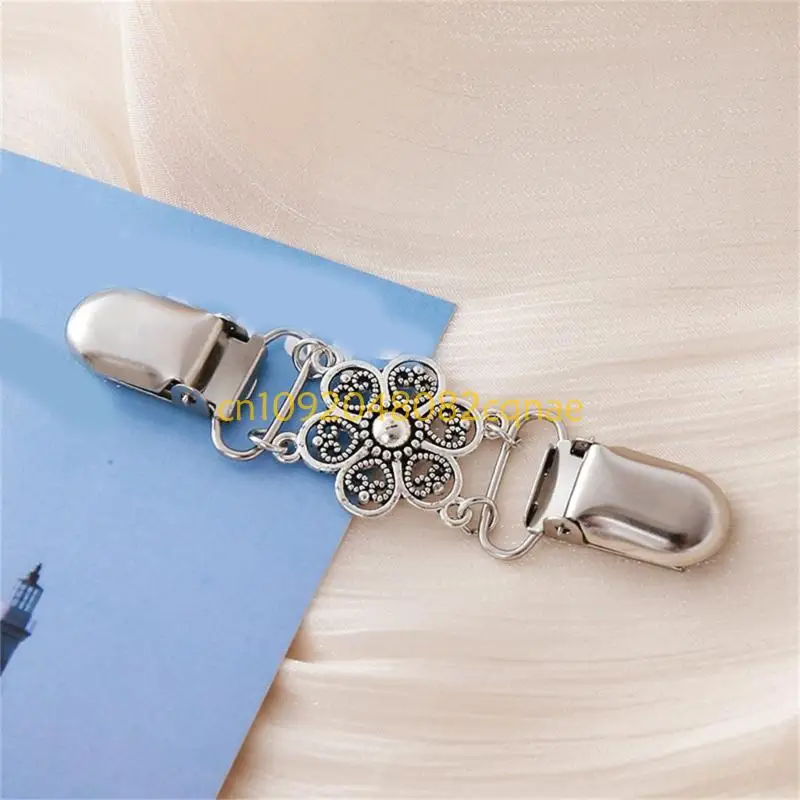 Openwork Flower Design Brooch Craft Of Sturdy Alloy For Year Round Styling