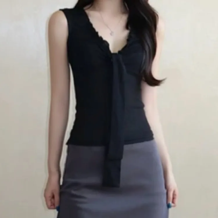 

Slim Fit V-Ne Svel Top with Belt And f-Length Skirt Two-Piece Set Summer 2025 Korean Sle Faion Women's Ensemble