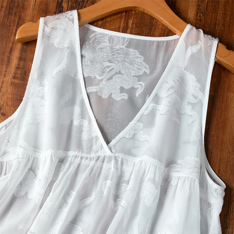 Women Silk Tank Top 100% Mulberry Silk Embroidery Loose Type Thin White V Neck Vest Sleeveless Top Summer Beach M1192