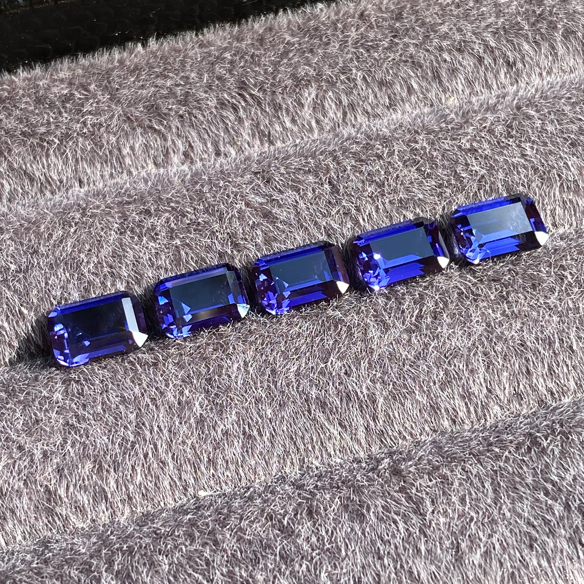 

Eme jewe Lab Grown Sapphire Purplish Blue Emerald Cut Gemstone For Charms Advanced Jewelry Making Materials With Certificate