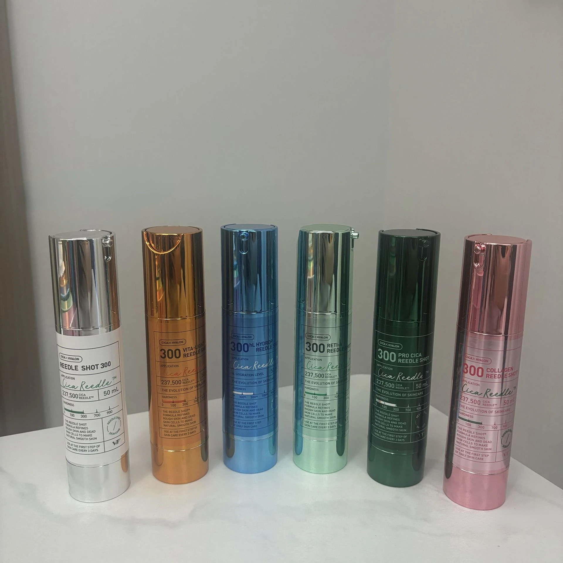 

Korean Vita-Light Reedle Shot 100/300 Microneedle Essence, Pore Exfoliation, Fine Lines Spots, Enhance Skin Elasticity Serum