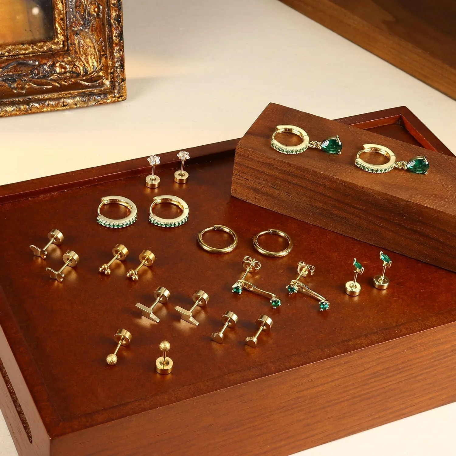 Drperfect 11Pairs الغضروف شقة الظهر مجموعة 14k مطلية بالذهب أقراط للنساء لذيذ صغير هوب طقم من الحلقان لثقب متعددة