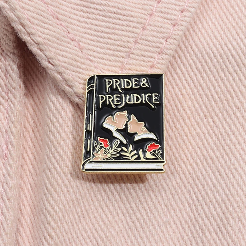 Alfileres esmaltados de libro de prejuicio del orgullo, broches de novela de película de Drama romántico personalizado, insignias de solapa, joyería gótica Punk, regalo para amigos