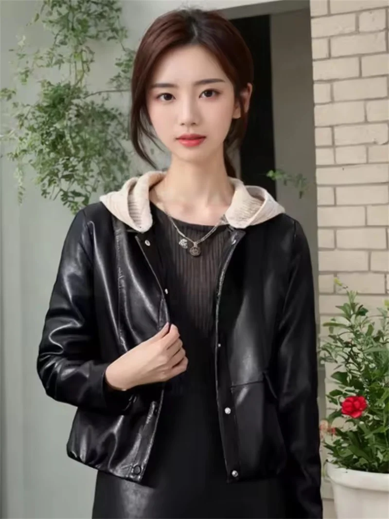 Chaqueta de cuero PU para motocicleta para mujer, abrigo corto con capucha de retazos, corte holgado, moda de primavera y otoño, prendas de vestir exteriores para mujer