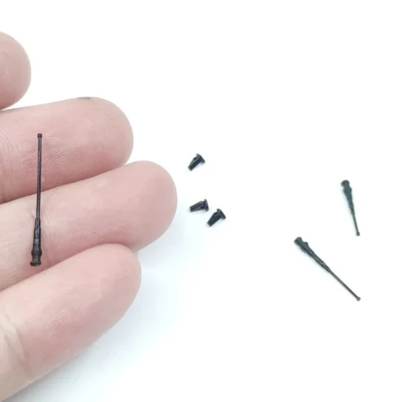 1PCS 1/64 Off-road Vehicle Land Rover Wrangler Tank LC76 80 Antenna Car Model Modification YY022