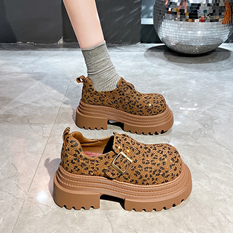 

High Appearance Level Thick Soled Square with Glitter Mouth Fashion All-in-one Comfortable Non-slip Breathable Women's Shoes