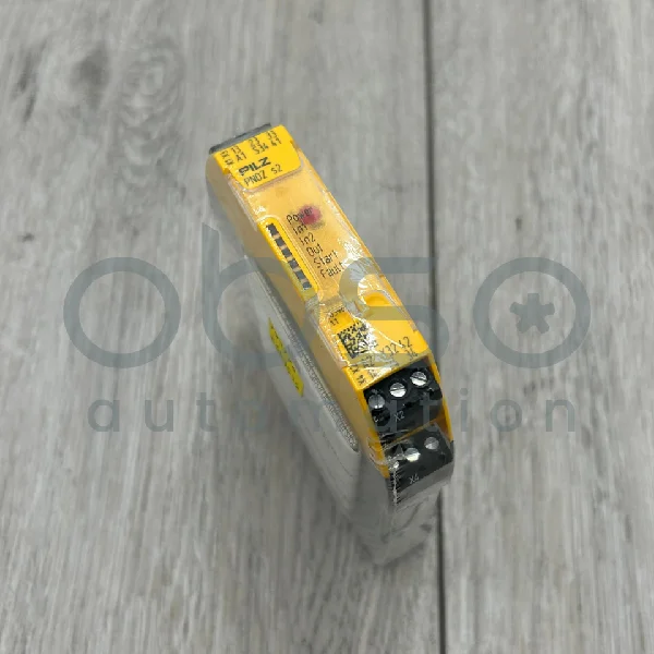 

750102 Реле безопасности Совершенно новое оригинальное пятно Plc