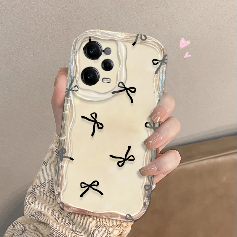 Black Bowknot Heart…