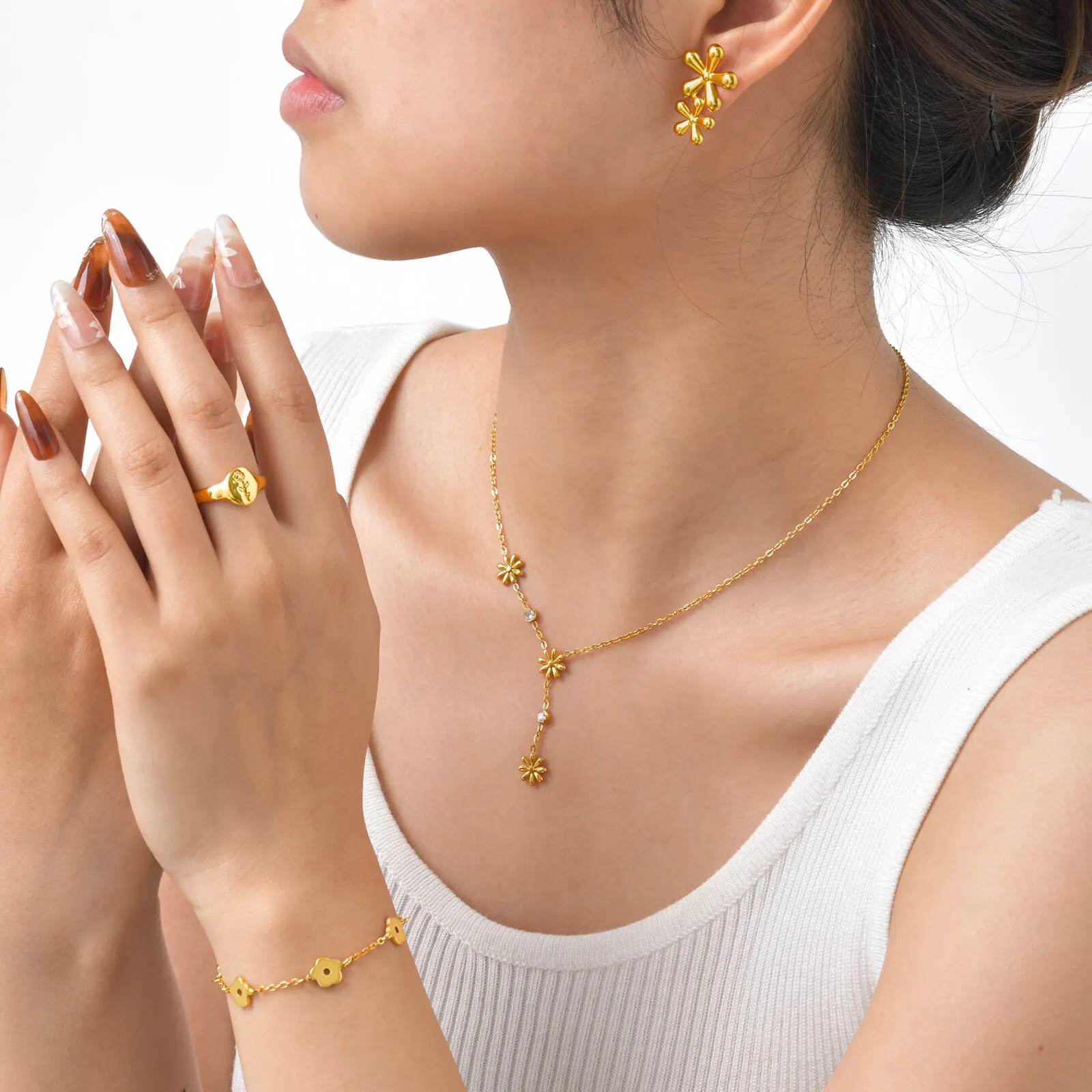 Stainless Steel Flower Necklace, Gold Plated Link Women Pendant Flower Charms Jewelry
