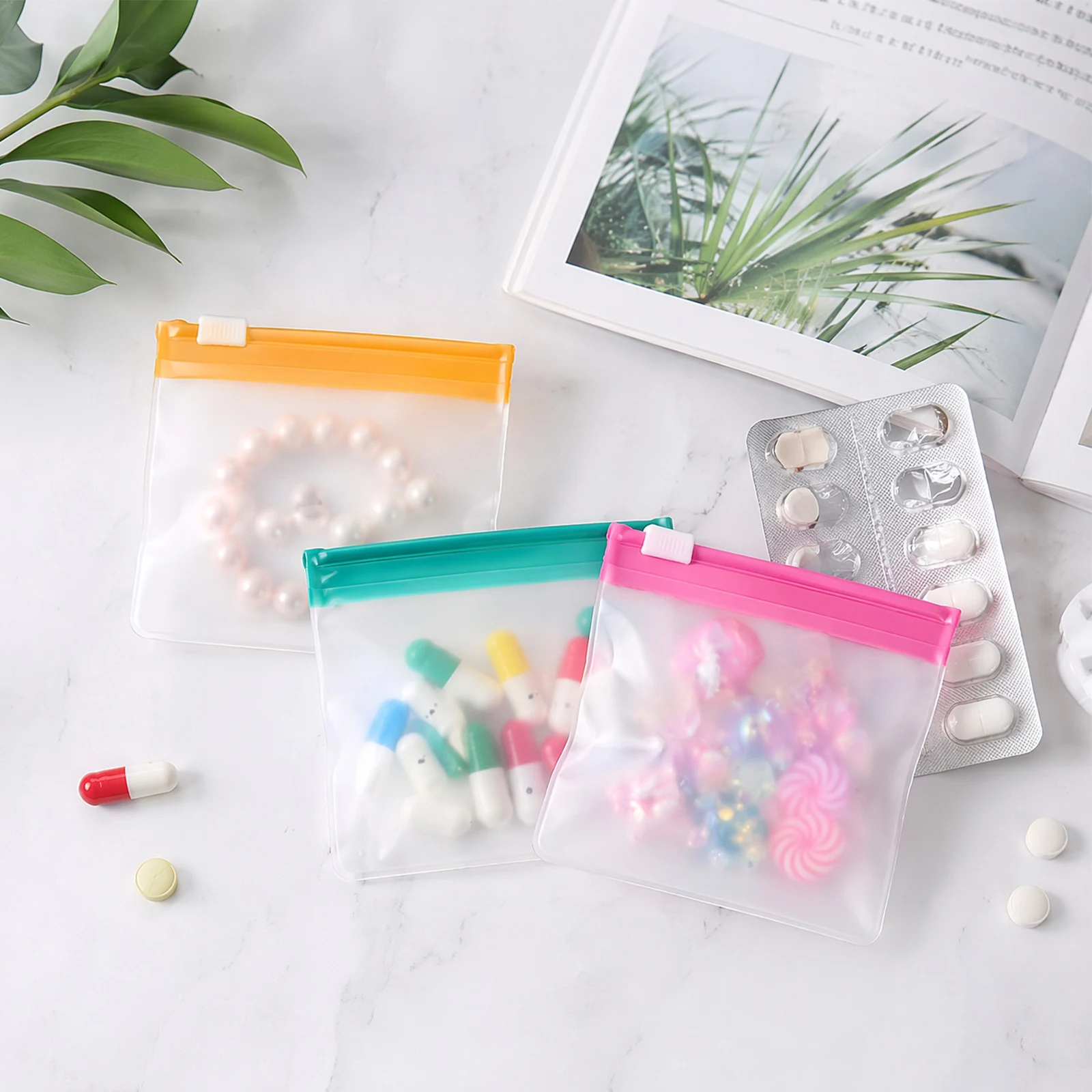 7 Colors Portable Pills Pouch Bags with Slide Lock Self Sealing Travel Pill Case Multi-Purpose for Handicrafts Office Supplies