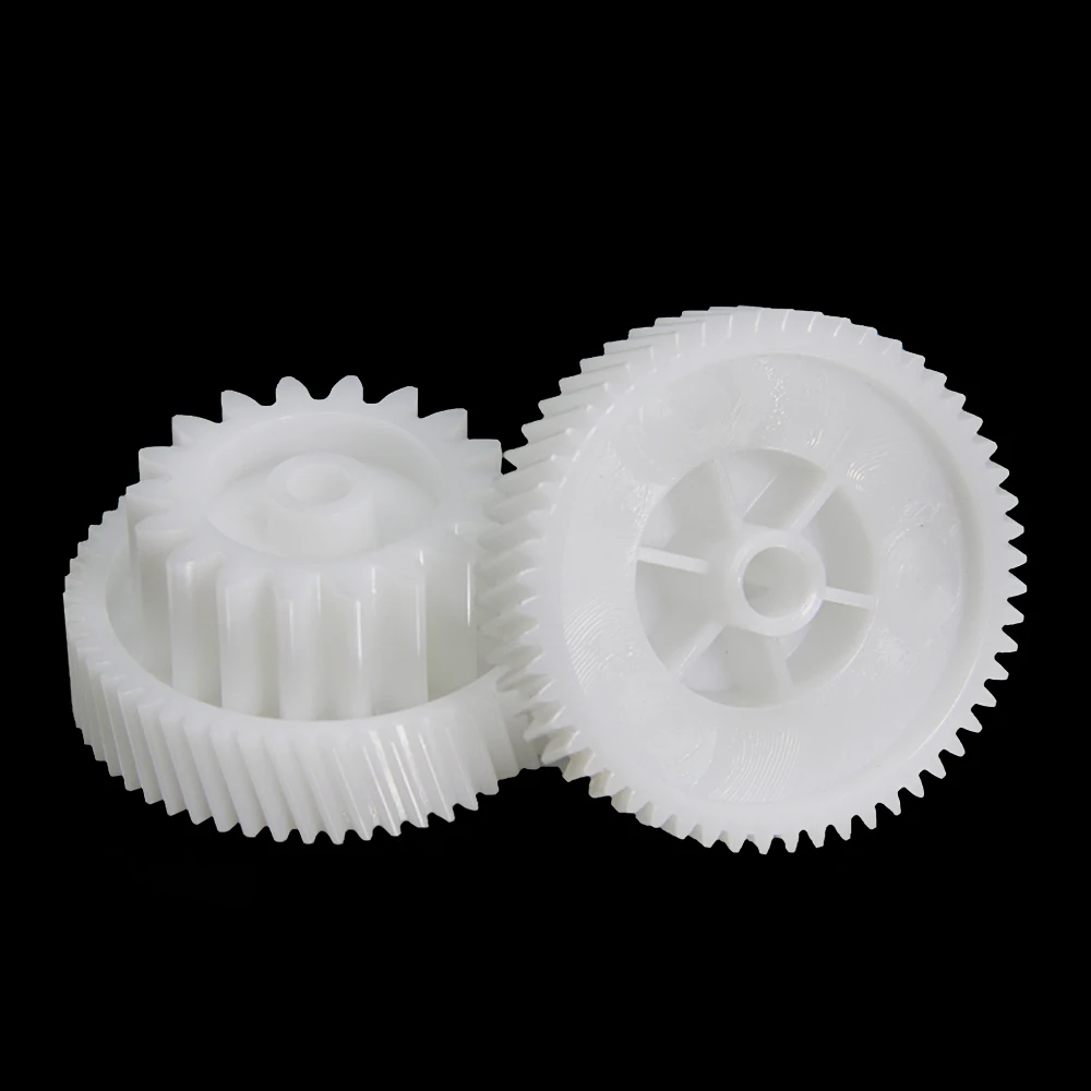 2pcs Small Meat Grinder Gear Mincer Plastic Pinion for Polaris PMG 2050 Appliance Spare Parts for Kitchen