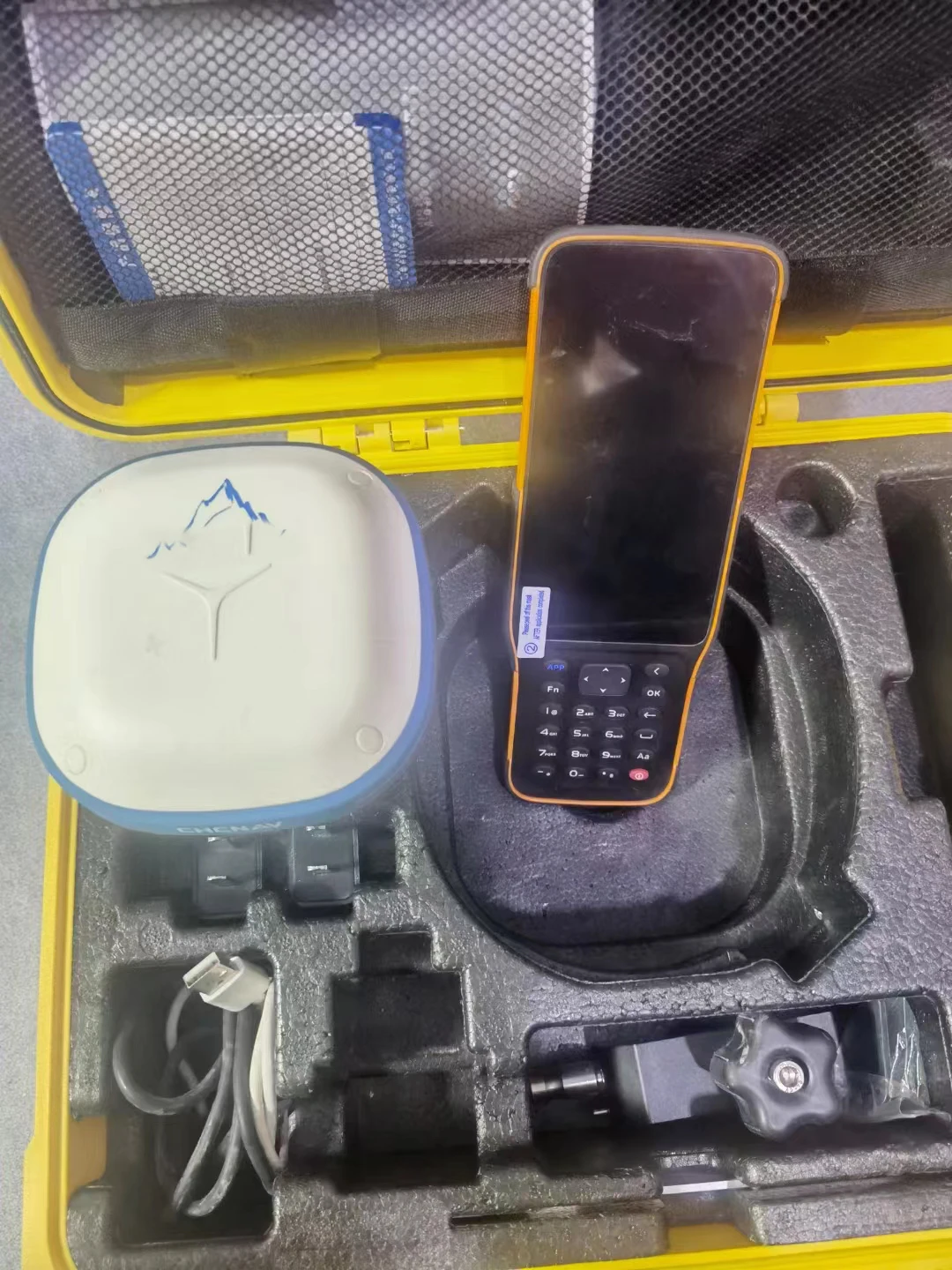 Hot Sales High Precision Survey Equipment GPS Cheap  X16 RTK GNSS Base and Rover 1408channel New Receiver  Instrumentt