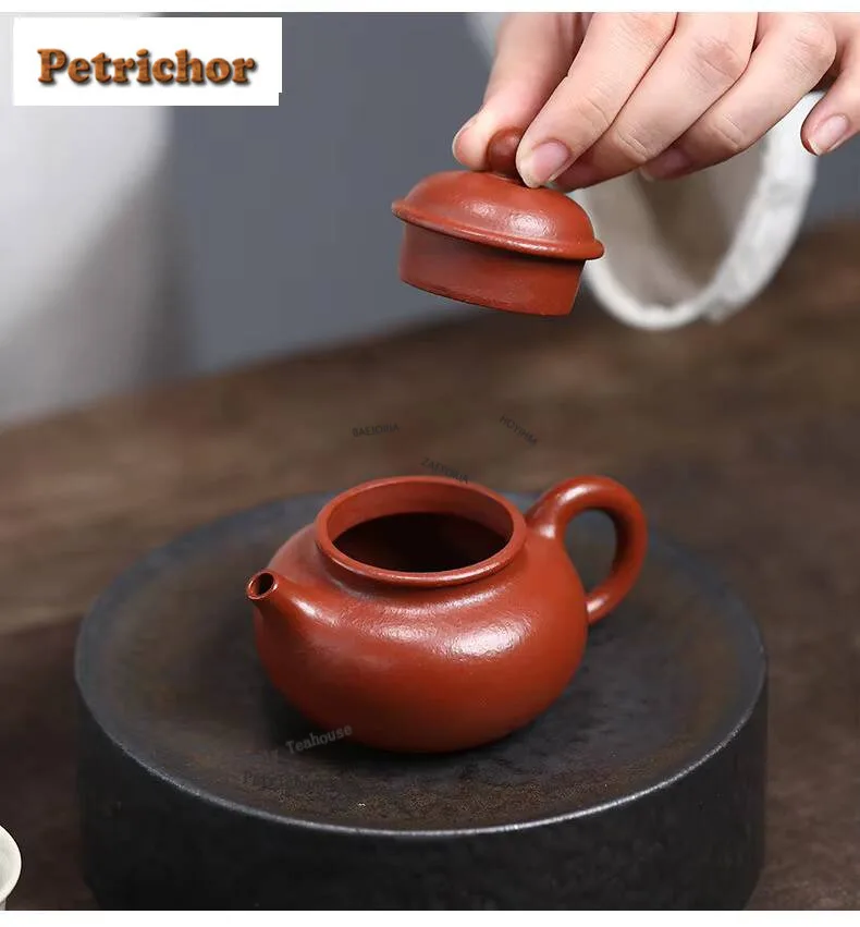 

Two Types Of Antique Yixing Purple Clay Teapots Handmade Open Sky Pot Raw Ore Zhu Mud Kettle With Strainer Zisha Tea Set Craft