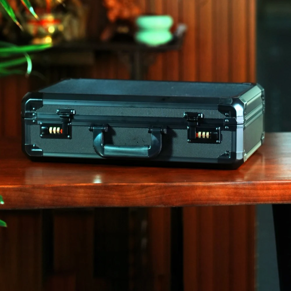 High-Strength Aluminum Alloy Watch Case – 18-Slot Portable Display & Storage Box with Password Lock