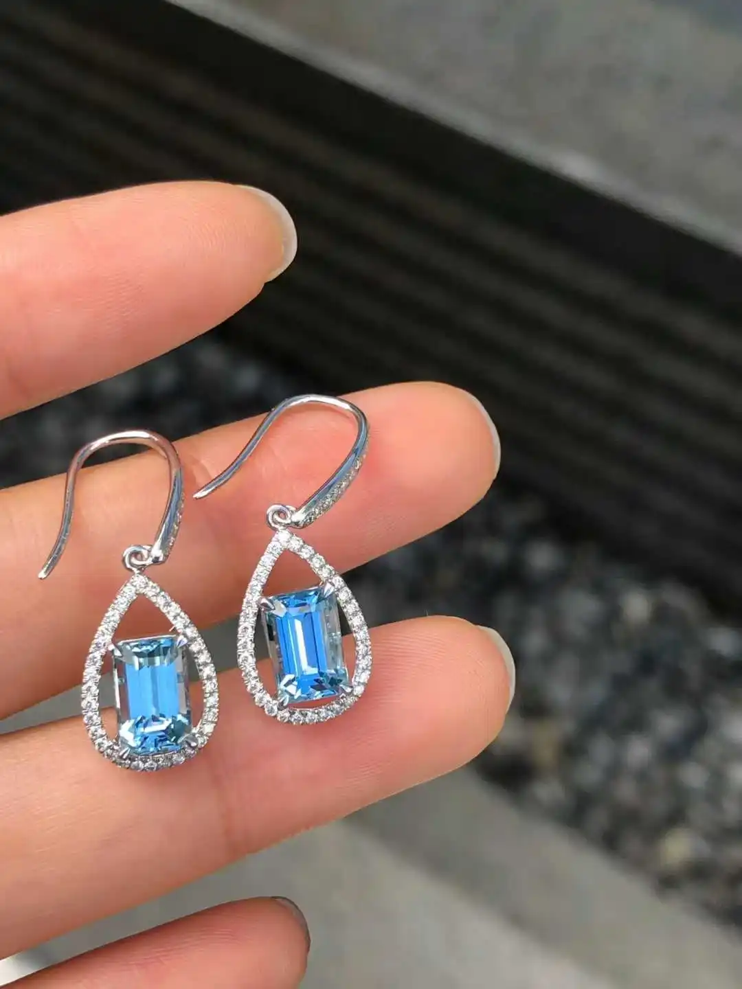 

2.33-carat Santa Maria aquamarine stud earrings, mounted in 18-carat gold with diamond accents.