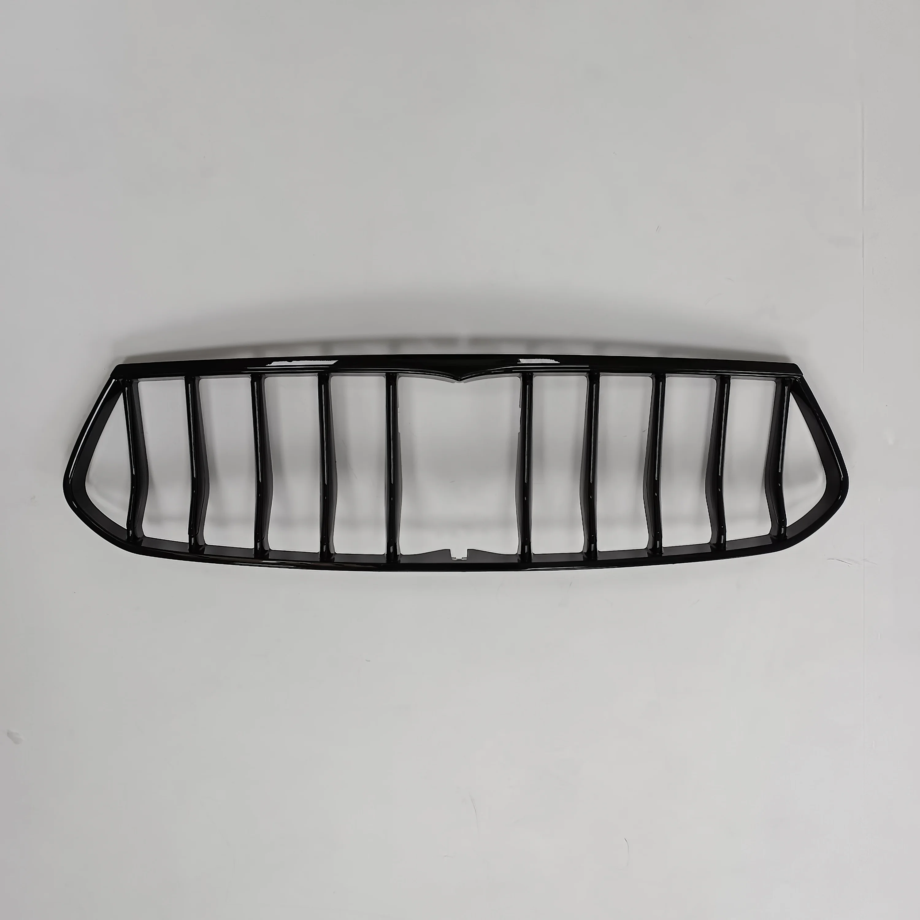 마세라티 기블리 업그레이드용 블랙 크롬 프론트 라디에이터 그릴 (2014-2018) OEM670011097 트로피 바디 키트