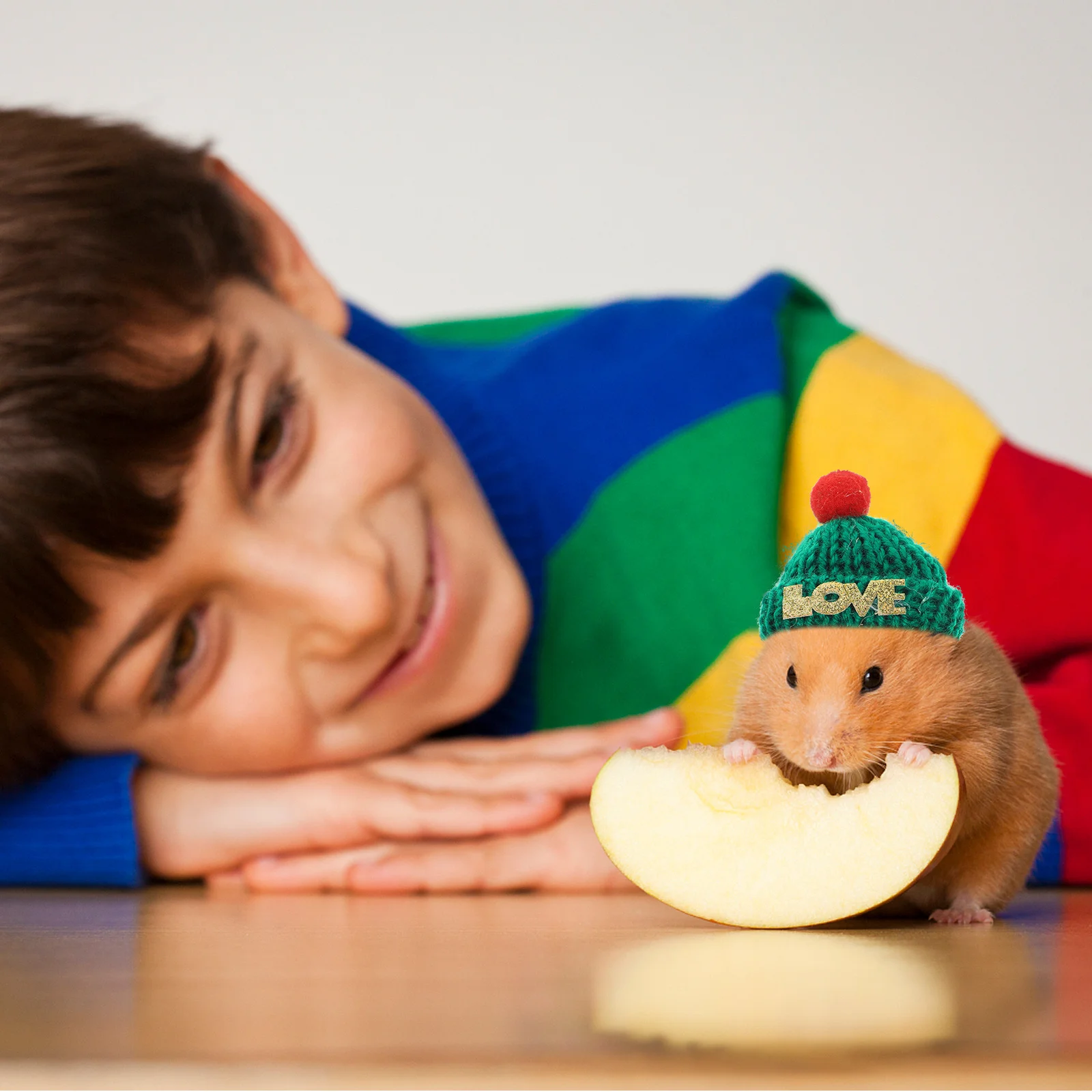 

3Pcs Christmas Hat Adjustable Strap Hand-Knitted Mini Pet Hat Small Animal Hamster Hedgehog Holiday Costume Accessory