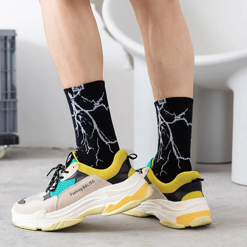 1/5 Pairs Spring and Autumn Fashion New Trend Lightning Street Men's Long Socks Casual and Comfortable Sports Men's Socks 2025