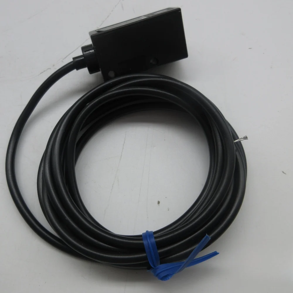 Набор фотоэлектрических датчиков Бесконтактные модули датчиков измерения расстояния E3S-AT61-L E3S-AT-21 TL-W5MD1 TL-W5MC1 TL-W1R5MC1