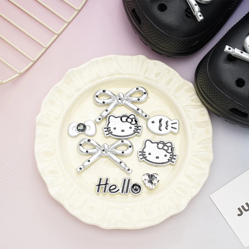 [Hello Kitty Charm] Hello Kitty Themed Shoe Charm Set ABS Removable DIY Accessories, Animal-Themed Shoe Buckle Decor Xmas Gifts