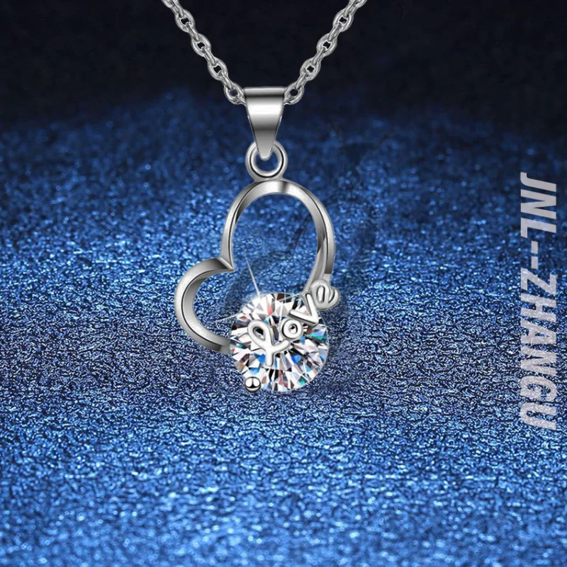 

Factory Stock OEM ODM Luxury Romantic Design Round Moissanite Pendent Heart 925 Sterling Silver Women Wedding Fine Necklaces