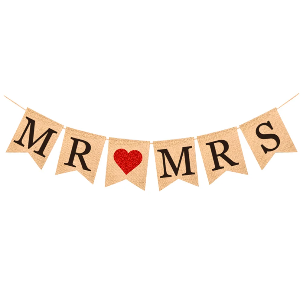 

Linen Swallowtail Flags Retro Heart Pattern Mr Mrs Banner Burlap Hanging Decor Wedding Party Decoration Flag