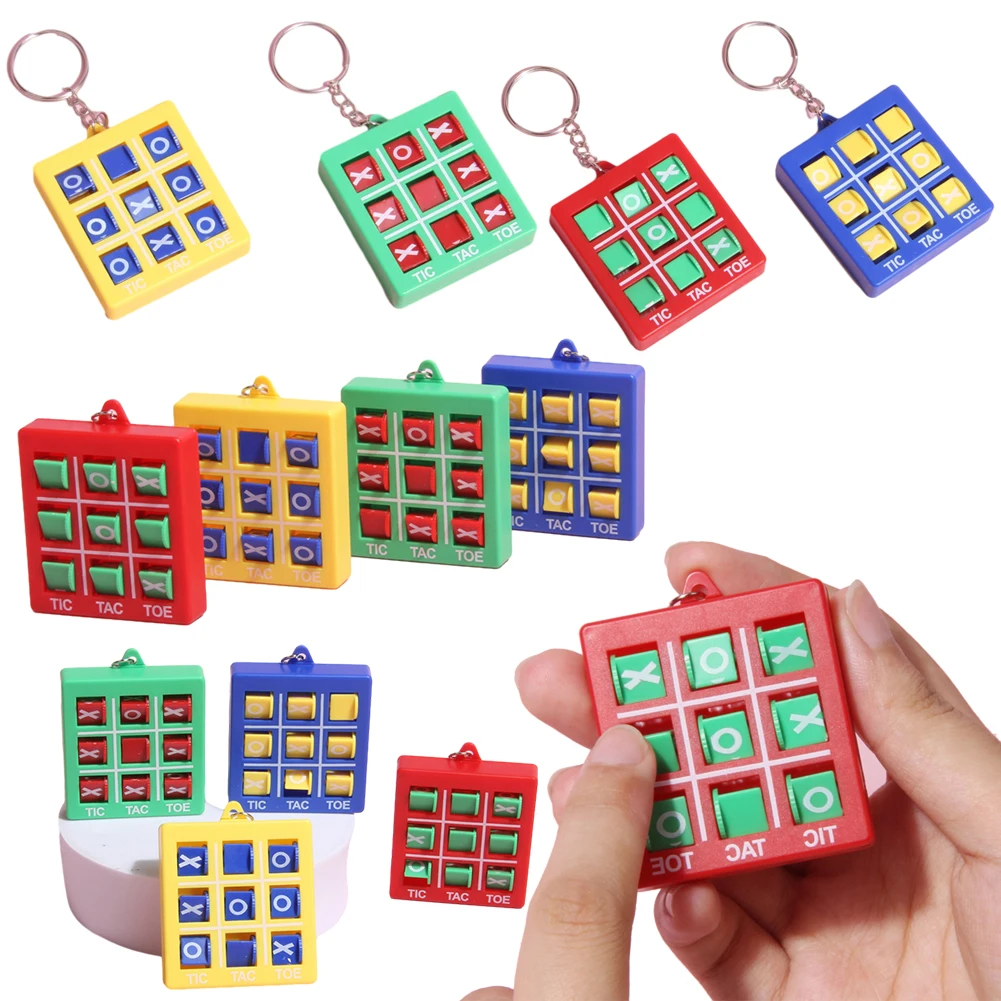 4Pcs/Set Tic Tac Toe Pendant Toys with Key Ring Mini Tic Tac Toe Keyring Colourful Portable Educational Toys for Kids