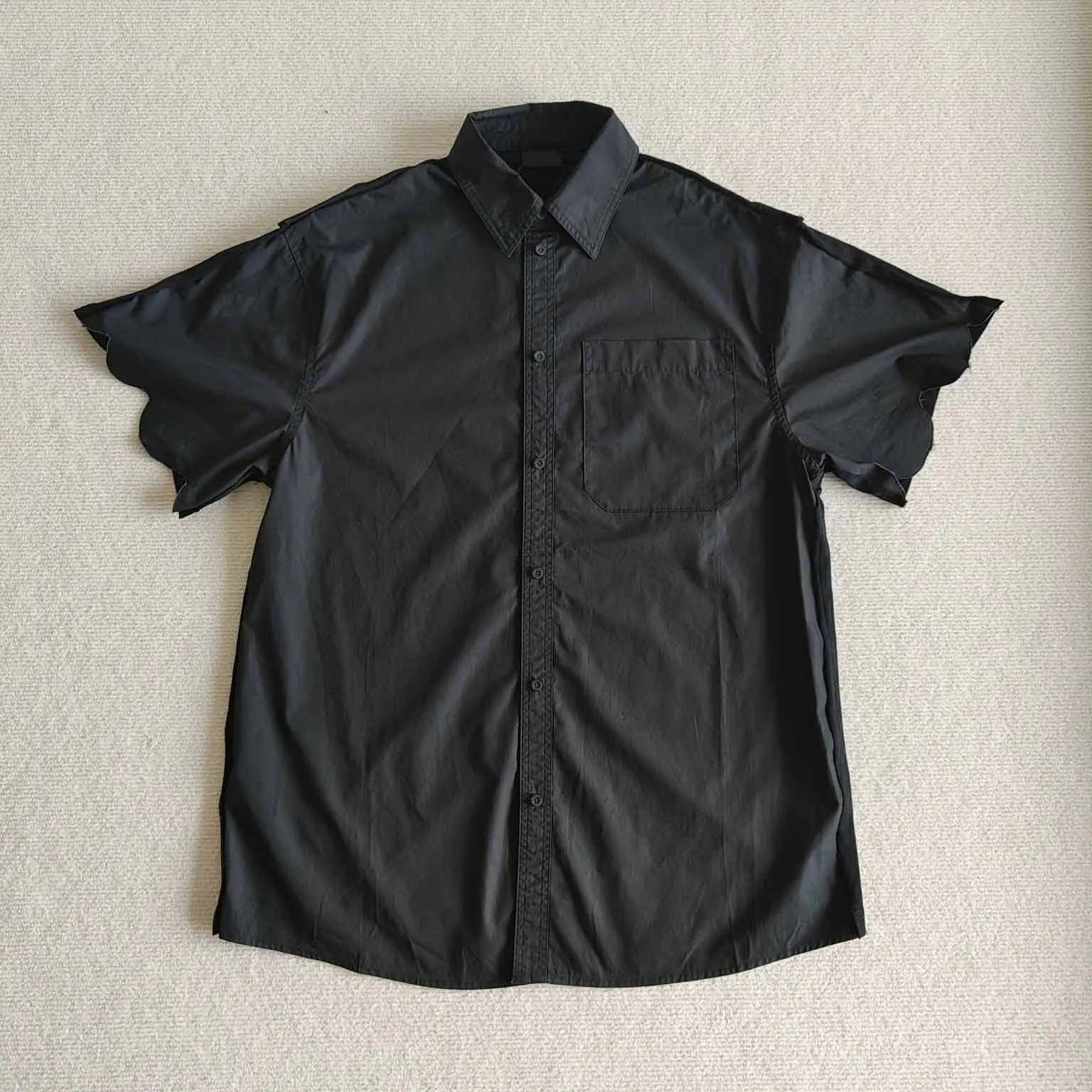 

2024 Summer Luxury Brand New Logo Shirts Best Version 1:1 Destory Sleeve Washed Old Shirts Men's Hip hop Streetwear Tops