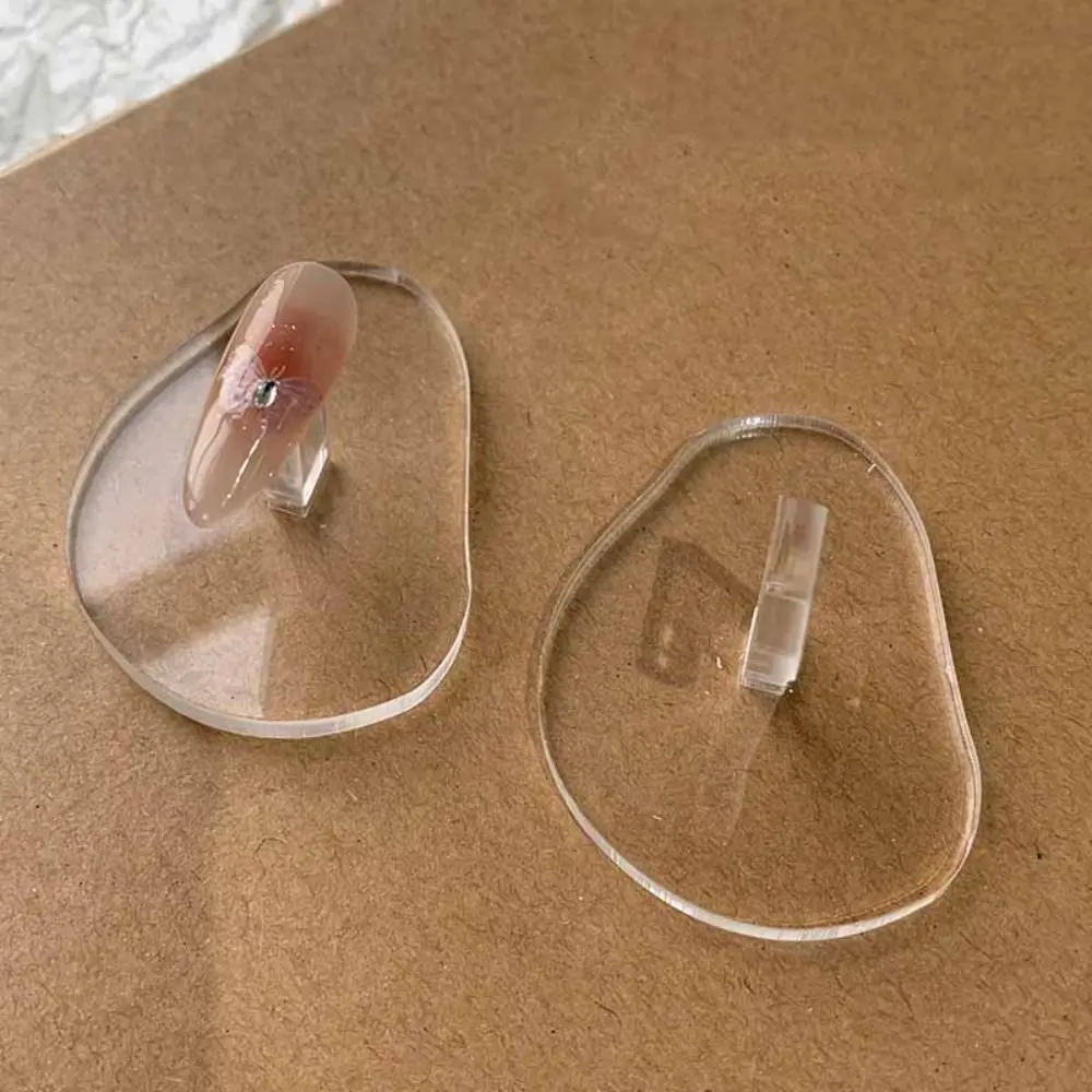 

6Pcs Transparent Acrylic Nail Holder Heart Shape Rabbit Nail Tip Practice Stand Flower Tools Nail Art Display Rack