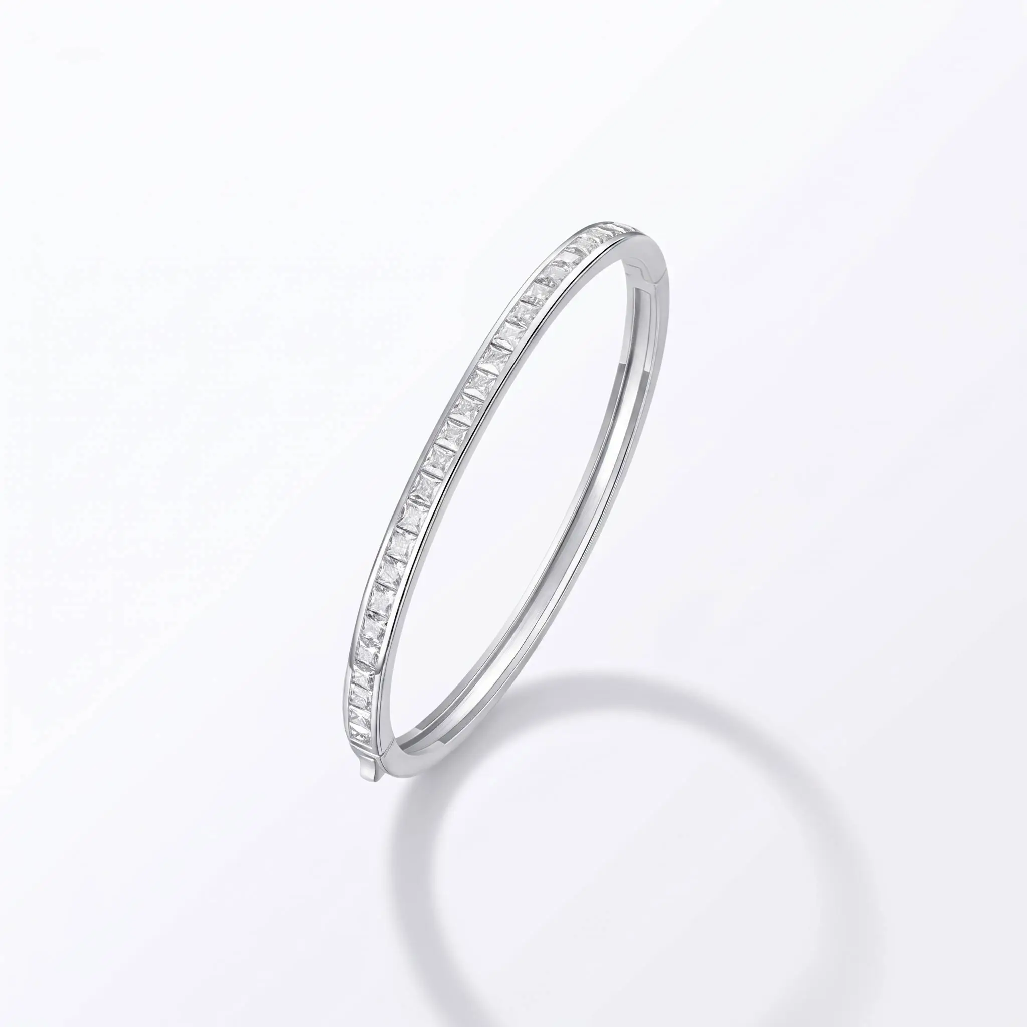 

Women S925 Silver Half Eternity Moissanite Bangle, Baguette Cut Shiny Stackable Light Luxury Daily Fashion Jewelry Gift