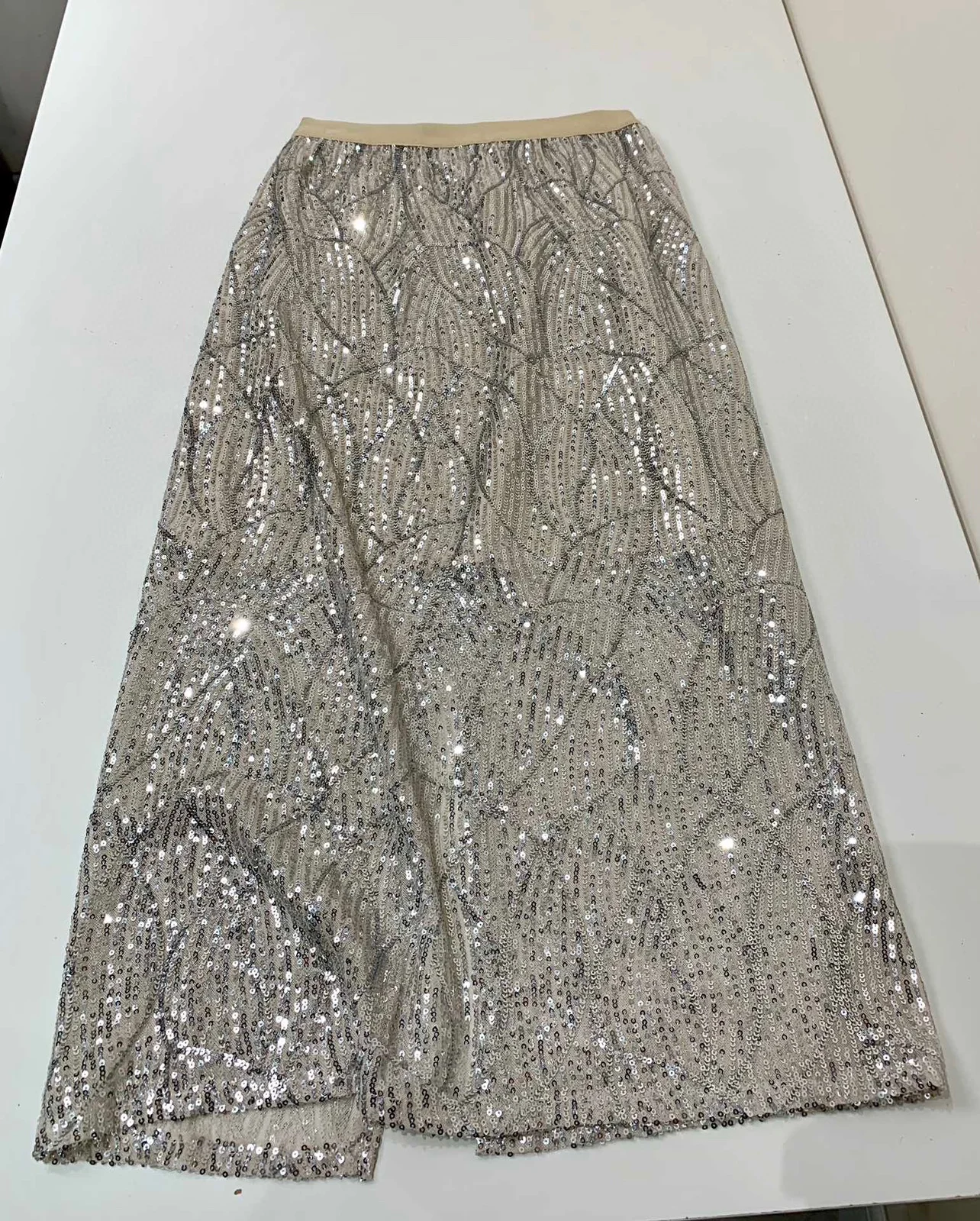 Spring collection sequined mid length skirt for women