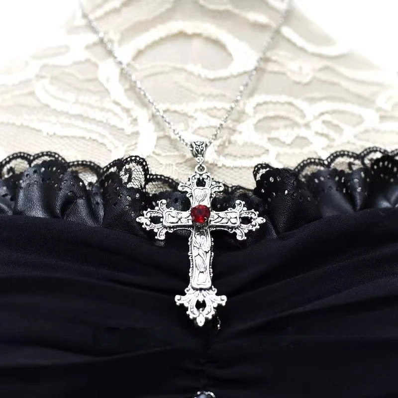 Y2K Gothic Punk Crystal Cross Pendant Necklace for Women Men Clavicle Chain Lolita Choker Necklaces Jewelry Gorgeous Party Gifts