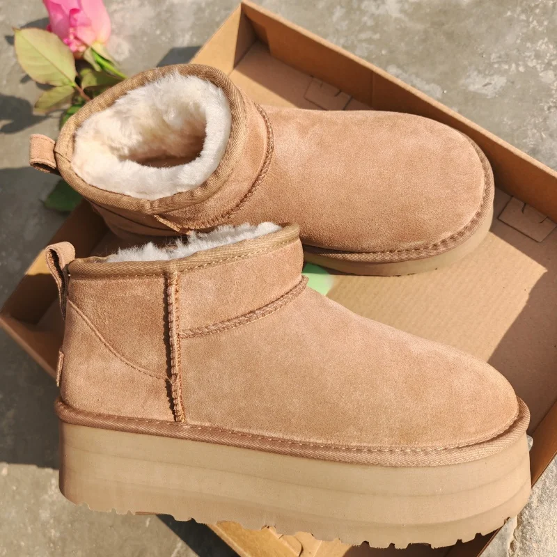 2025 Botas de nieve de invierno para mujer, Mini Botas de plataforma cálidas de piel, zapatillas de suela gruesa hasta el tobillo, zapatos de lana de cuero, botas para mujer