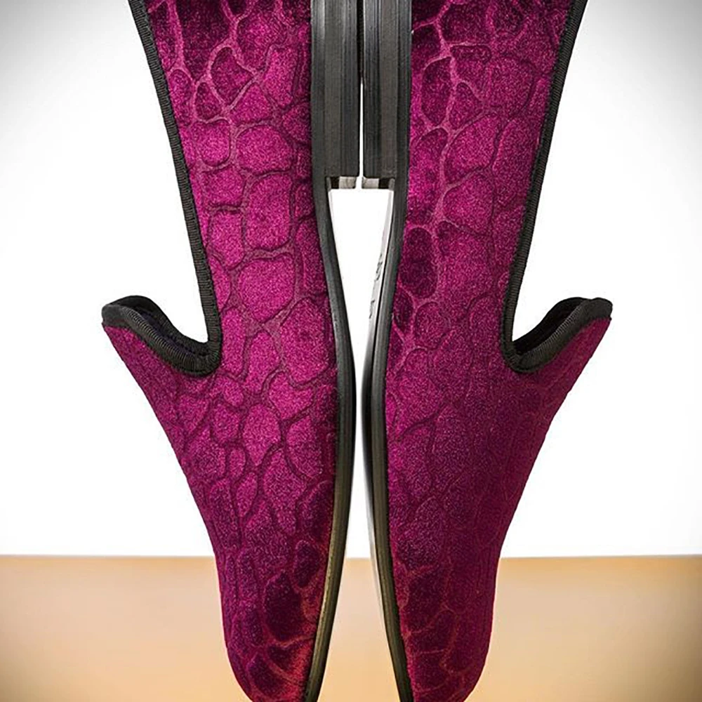 Piergitar Retro Style Purple-Red Color Custom Jacquard Velvet Men Loafers For Fashion Blogger And Business Elite Modern Dressing