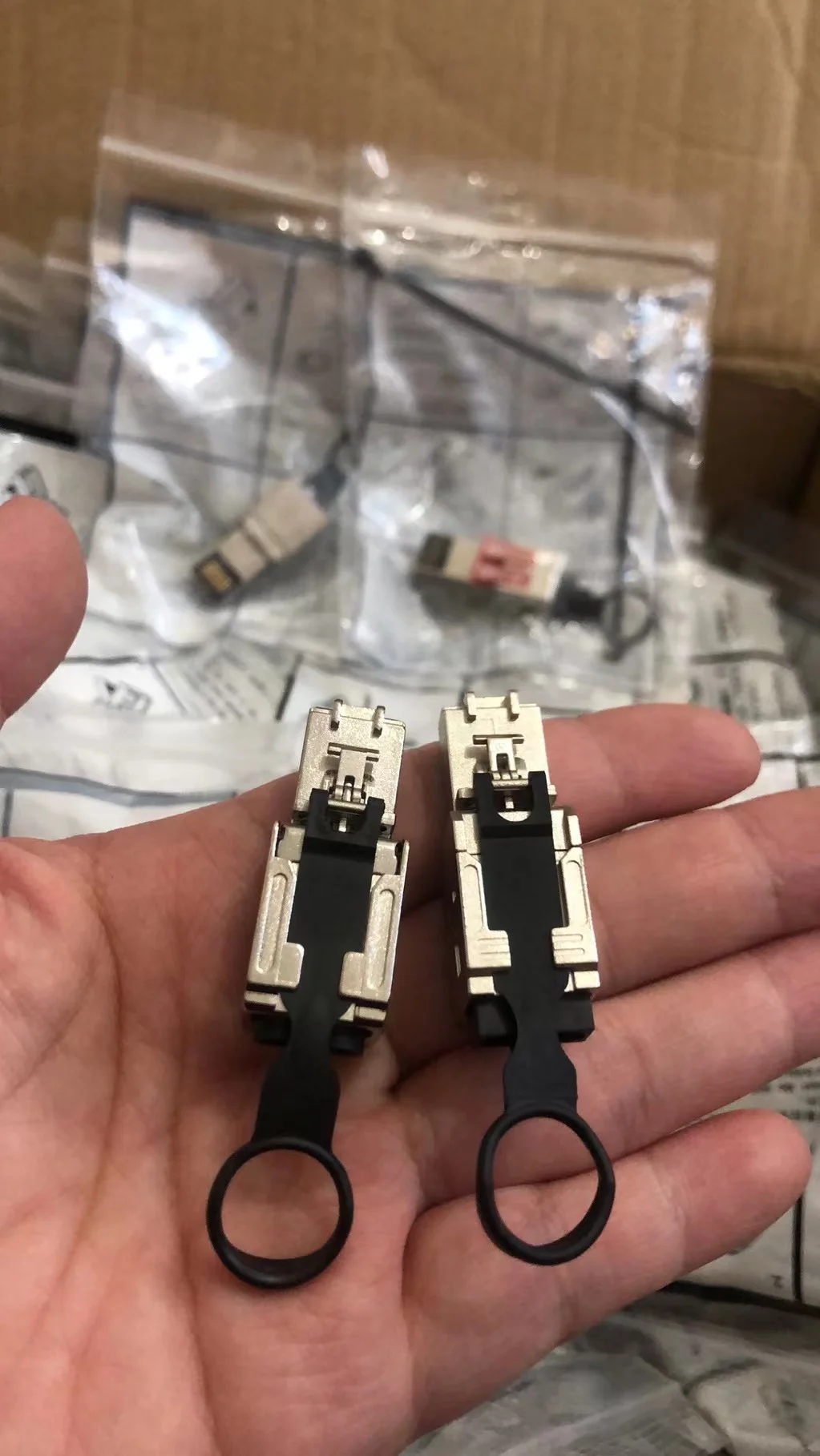 เหมาะสำหรับหัวคริสตัล prru RJ45แหล่งพลังงาน5G แหล่งพลังงานสายคอมโพสิตโฟโตอิเล็กทริกในหัวเว่ย