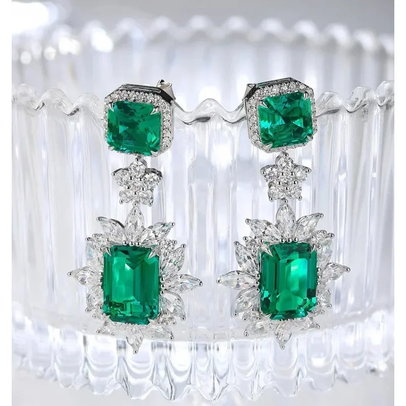 

Ruihe New Luxury Arrival S925 Silver 8.33ct Hydrothemal Lab Grown Emerald Earrings for Women Gift