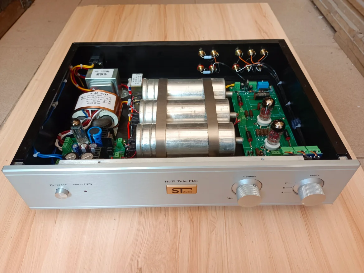 

Refere to American Conrad-Johnson PV12 ECC82 Tube Preamplifier HiFi 3 Input 2 Output Preamp ,6Z4x1/6*4 *4 ,ECC82*2