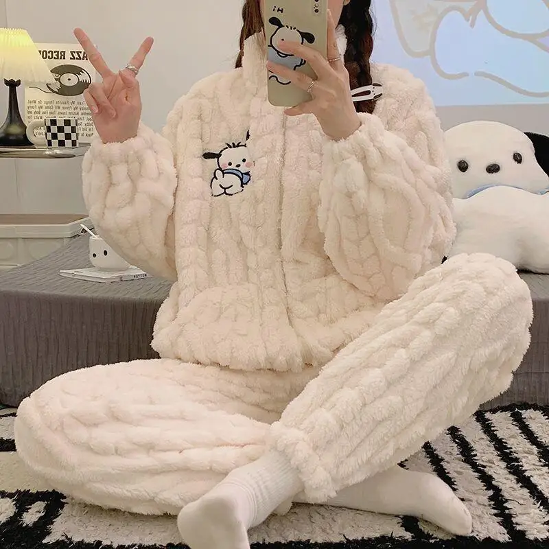 

Женский пижамный комплект Sanrio, осенне-зимний, утолщенный флис, новый, из кораллового флиса, фланелевый, теплый, уютный домашний костюм, комплект для сна Pochacco