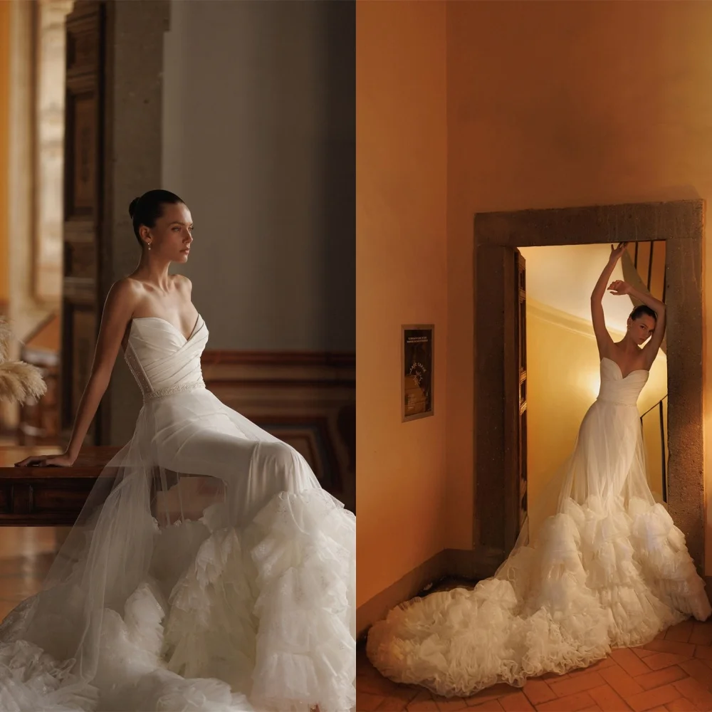 맞춤형 기질 화이트 새틴 웨딩 드레스 고품질 Strapless 민소매 지퍼 백 채플 트레인 신부 가운