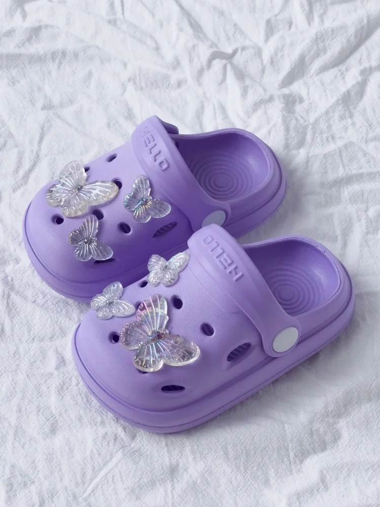 

Hole shoes girls wear slippers outside in summer, fashion butterfly fairy-style sandals, new soft-soled nurse shoes