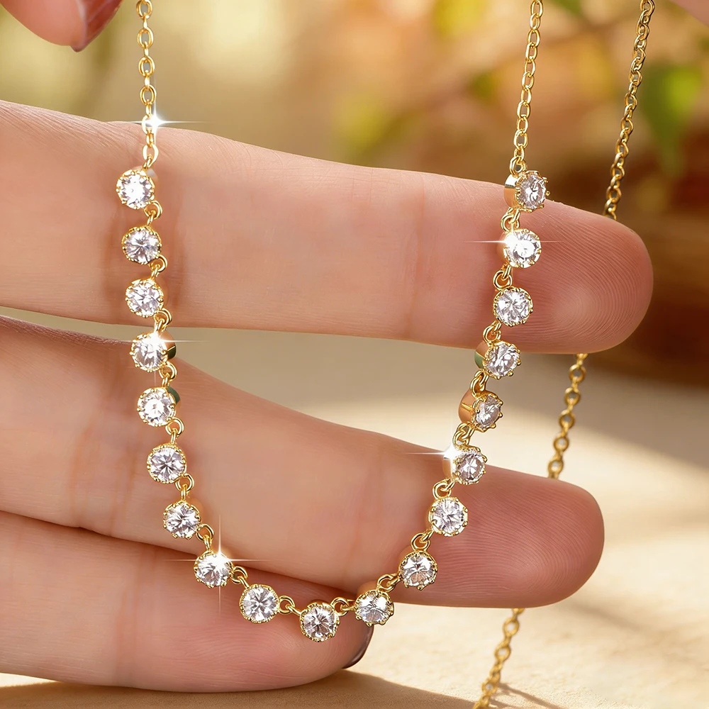 Thumbnail 4 - #10 Trending Moissanite Pendant Necklaces Right Now
