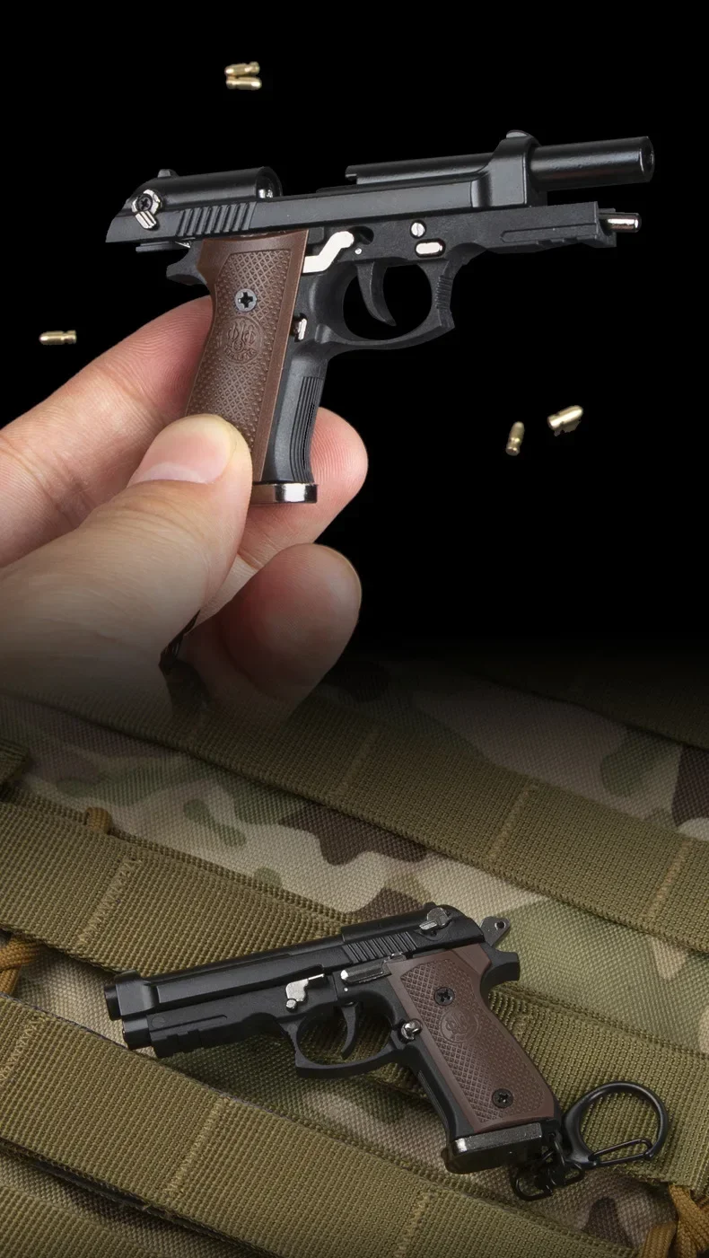 

2025 1:3M92F Pistol Shape Keychain Shell Ejection Metal gun Model Remove Keychain gadget Pendant Decorative gift collection