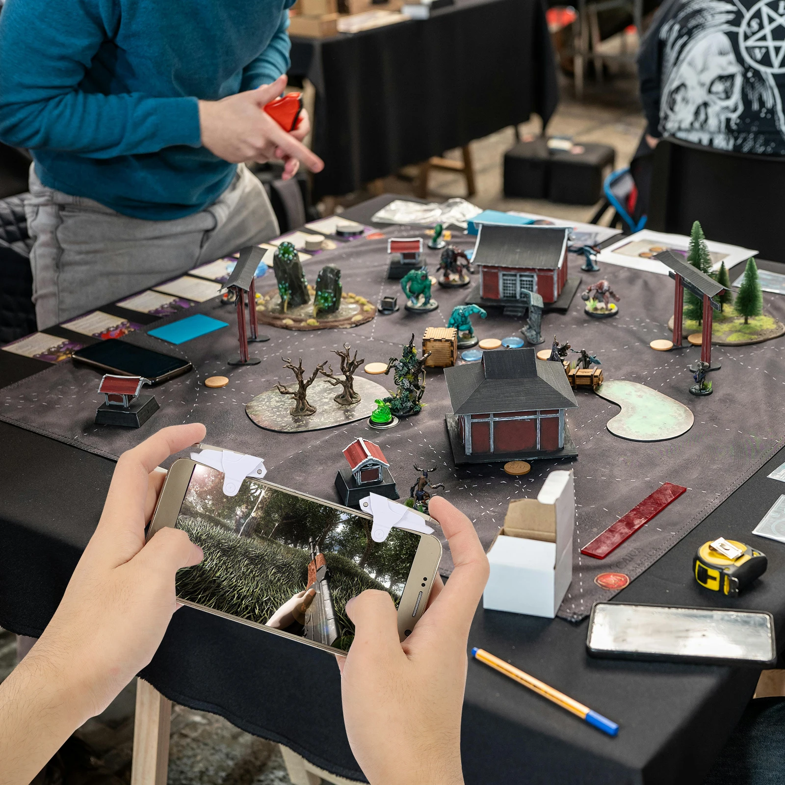 

1 Pair Mobile Game Trigger Controller High Sensitivity Anti- Design Compatible With Most No Case Removal