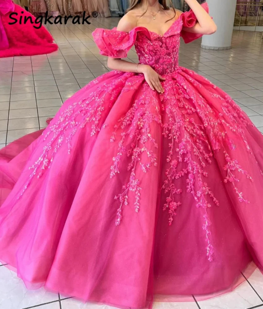 

Princess Hot Pink Quinceanera Dress Ball Gown Luxury Beading Floral Appliques Graduation Gown Vestidos De XV Anos Lace-up