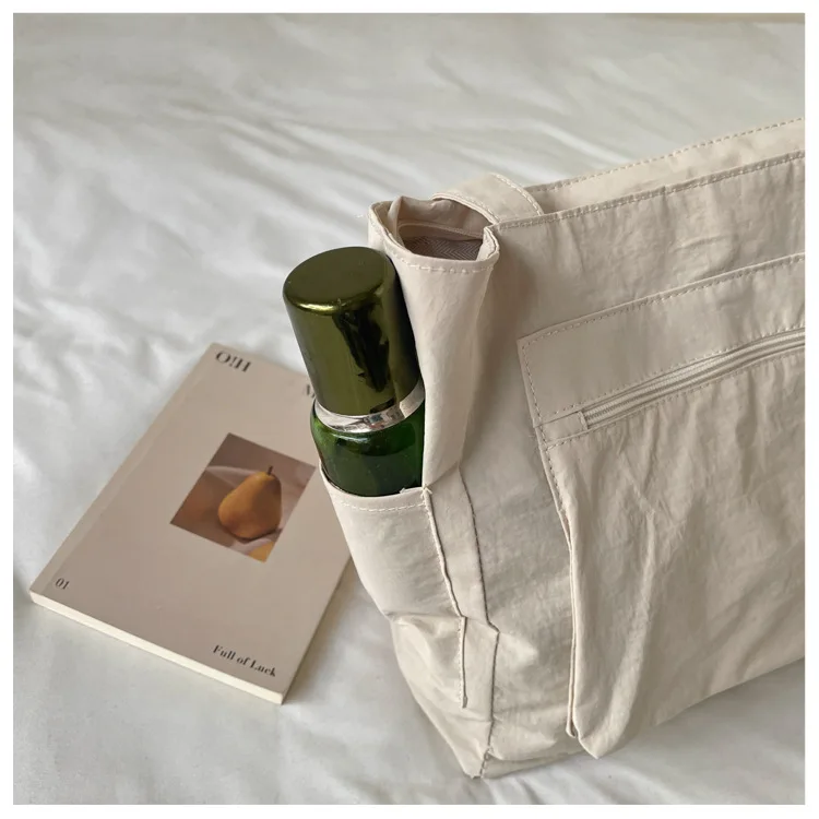 Neue modische Nylon-Schultertasche, große Kapazität, leichte, lässige Alltagstasche, Umhängetasche für Damen – Detail 16
